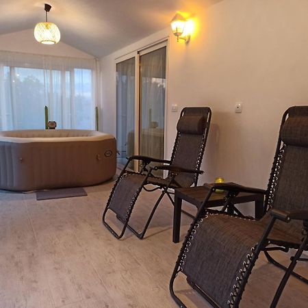 Holiday House Vela Vrta Sveti Ivan Dobrinjski Luaran gambar