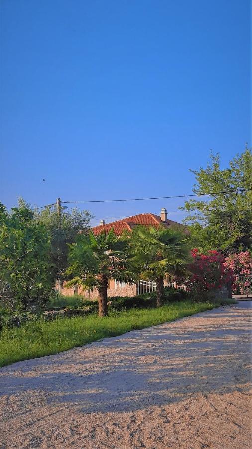 Holiday House Vela Vrta Sveti Ivan Dobrinjski Luaran gambar