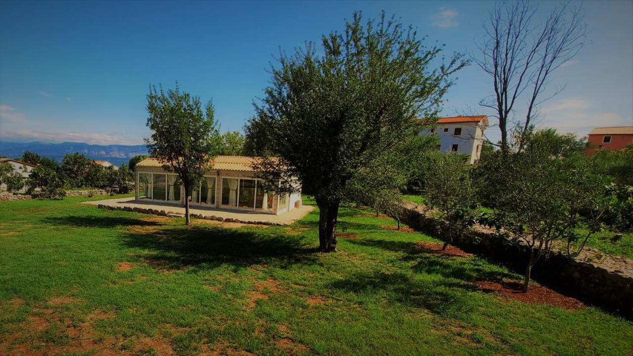 Holiday House Vela Vrta Sveti Ivan Dobrinjski Luaran gambar