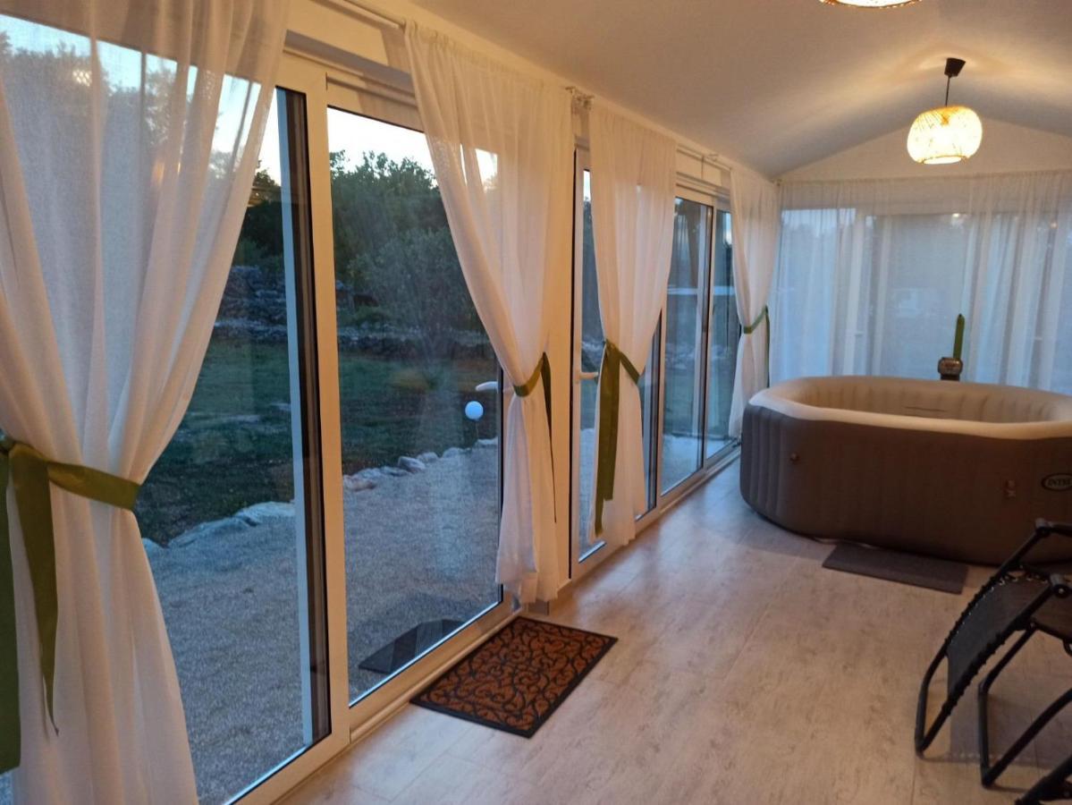 Holiday House Vela Vrta Sveti Ivan Dobrinjski Luaran gambar